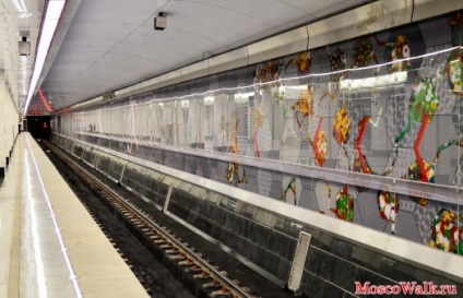 Stația de metrou - Spartak - mers pe jos în Moscova, metrou