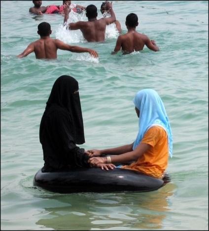 Pasiuni sub vălul a 30 de fotografii despre ce secrete sunt ascunse într-o femeie musulmană - începutul