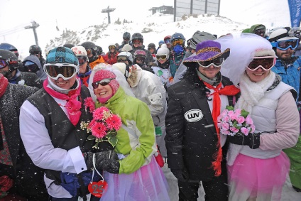 Ceremonia de nunta la zona de schi loveland ski este interesanta!