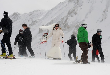 Ceremonia de nunta la zona de schi loveland ski este interesanta!
