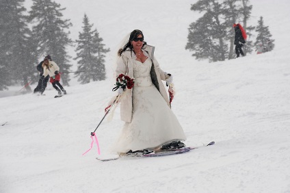 Ceremonia de nunta la zona de schi loveland ski este interesanta!