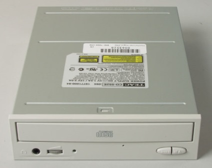 Testarea a 8 unități cd-rom