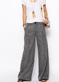 Pantaloni tweed