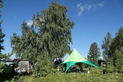 Cursul de masterat off-road în clubul Ural, club de modă