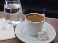 Rețetă rece de cafea pentru un barman, cum să faci și să gătești acasă