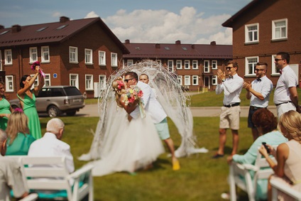 Fényesen és lelkesen a házassági olvasók és Dima esküvője, hello! Oroszország