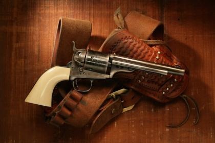 6 pistoale celebre și revolverele de la Hollywood