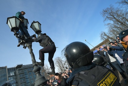 Ceea ce se află în spatele activității de protest a societății tinere ruse rusia