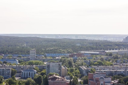 Business Center - Chelyabinsk City - és a városi kilátást a megfigyelő fedélzetről, egy útmutató Chelyabinsk