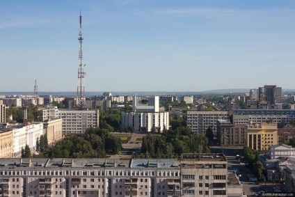 Centrul de Afaceri - Orașul Chelyabinsk - și vederi ale orașului din puntea de observație, un ghid către Chelyabinsk