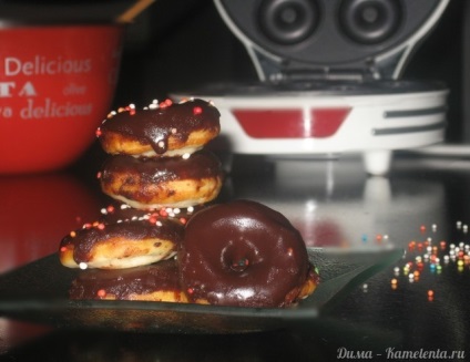 Donuts (gogoși) de la redactorul donat-maker cu fotografie