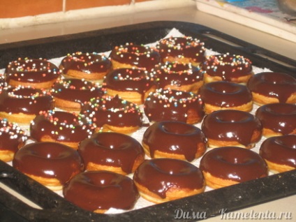 Donuts (gogoși) de la redactorul donat-maker cu fotografie