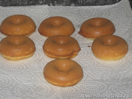 Donuts (gogoși) de la redactorul donat-maker cu fotografie