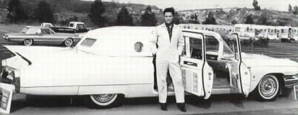 Elvis Presley și cadillacii lui, cronoton