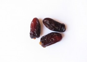 Date proprietati utile, daune, calorii, beneficii