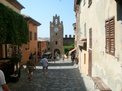 Italia, gradara, ghid pentru italia