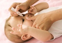Cum sa curatati un gura pentru un nou-nascut