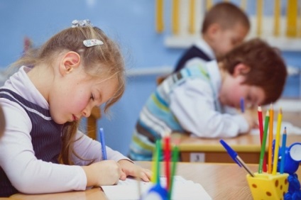 Cum să înveți un copil să scrie