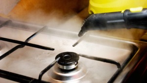 Cum să spălați grătarul sobei de gaz din depozitul de carbon - bi-curățare