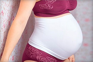 Milyen kötés a terhes nők számára jobb választani, hogyan kell megfelelően viselni (fotó, videó és