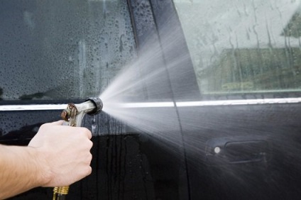 Cum de a alege un șampon bun pentru spălarea mașinilor