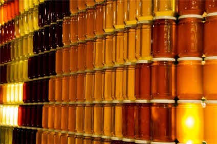 Cum să păstrăm mierea la domiciliu, felomena