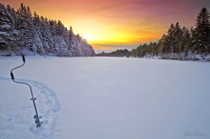 Cum să păstrați cald în timpul pescuitului de iarnă