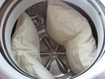 Cum să spălați pernele într-o mașină de spălat puteți spăla pene și perne în jos
