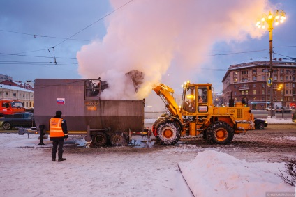 Як прибирають сніг у європі і у нас