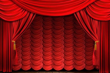 Perdele roșii 40 de incarnări spectaculoase - interior de artă