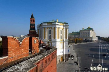 Kremlinul din interior este o sursă de bună dispoziție