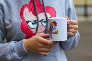 Mug cu fotografie la comanda, cani de comandă cu fotografii și inscripții cu prețurile lor de design