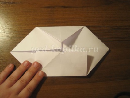 Cal în tehnica origami