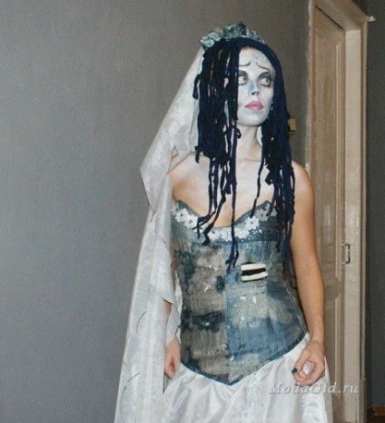 Moda și stil de imagine de o mireasa de Halloween mort
