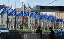 Modd verdict în engleză