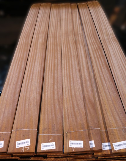 Furnir natural sapele sapele radial - preturi, Cumparam furnir din Moscova