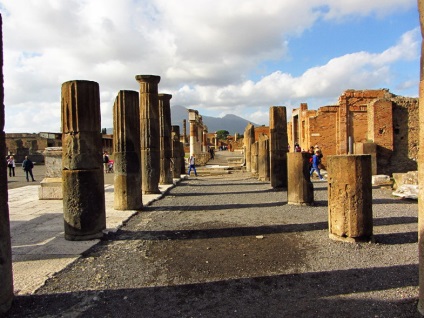 Paestum és Pompeii