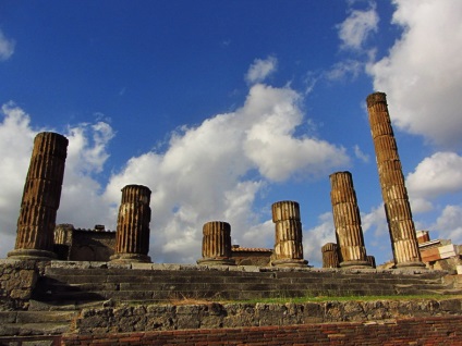 Paestum és Pompeii