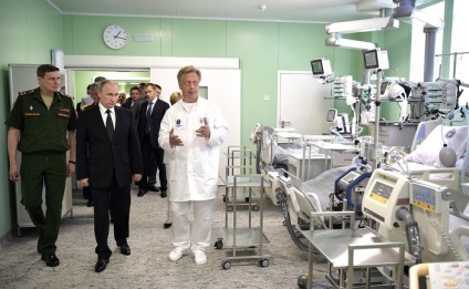 Putin a examinat clinica academiei medicale militare din Sankt Petersburg, postul de televiziune - Sankt-Petersburg