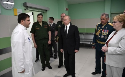 Putyin megvizsgálta a katonai orvosi akadémia klinikáját Szentpéterváron, a televíziós csatorna - Szentpétervár