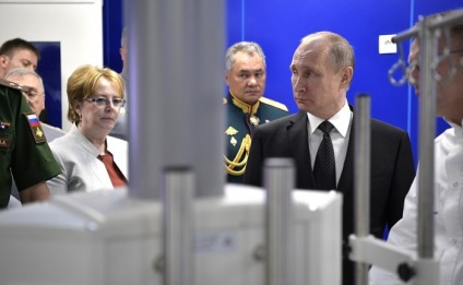 Putin a examinat clinica academiei medicale militare din Sankt Petersburg, postul de televiziune - Sankt-Petersburg