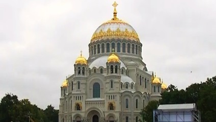 Putyin megvizsgálta a katonai orvosi akadémia klinikáját Szentpéterváron, a televíziós csatorna - Szentpétervár