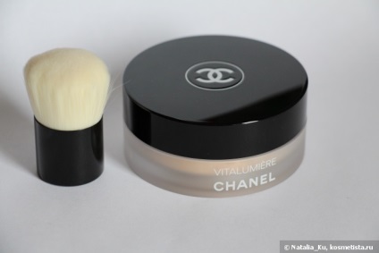 Laza por chanel vitalumiere laza por alapítvány spf15 mini kabuki ecsettel árnyékban