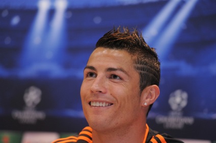 Ronaldo Cristiano 2015 coafuri, păr proaspăt