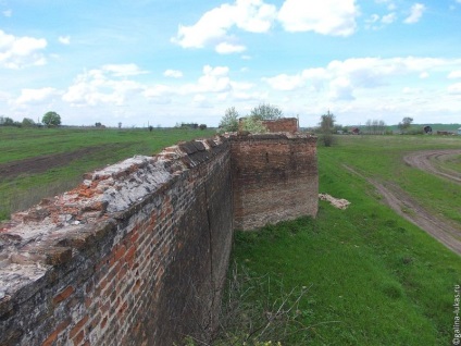 Cetatea Saburov 1