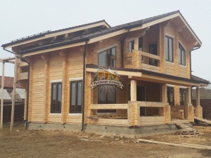 Seliger - construirea unei case dintr-un bar pentru 3566000 ruble pe bază turn-key, stil rusesc