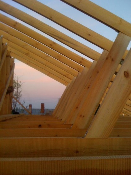 Construcția unui sistem de acoperiș gable (partea 2)
