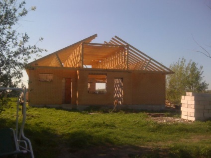 Construcția unui sistem de acoperiș gable (partea 2)