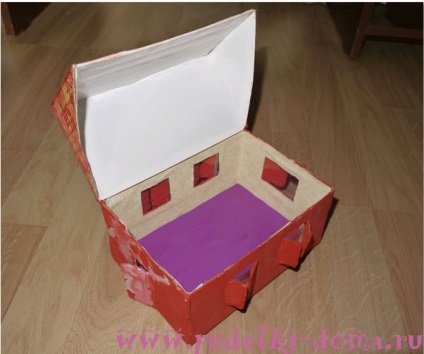 Piept și casetă de box, o cutie de idei și clase de master