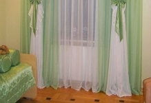 Tulle la camera dormitor fotografie a draperiilor frumoase, cum să alegeți în catalog, designul de lambrequin, cum să atârna Roman